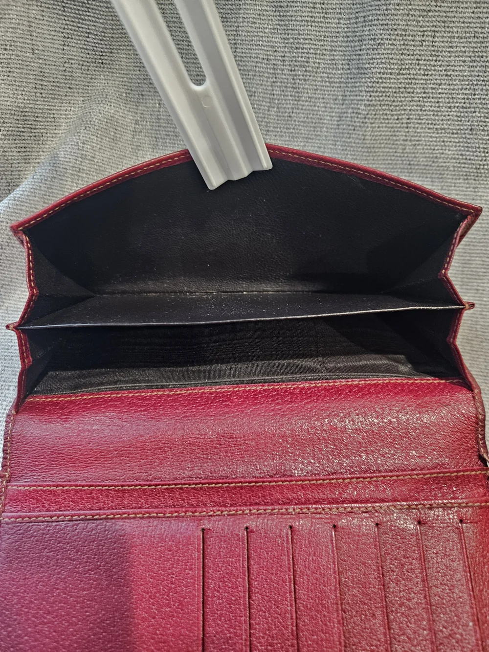 AUTHENTIC Gucci Wallet - Picture 7 of 14